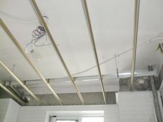 怎么样取下吊顶的铝扣板-铝扣板吊顶怎么拆快来学起来