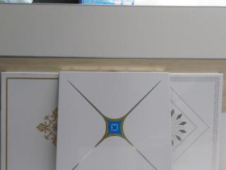 铝扣板铝售价-300*300铝扣板价格组成及陷阱介绍