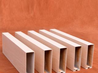 铝扣板方通吊顶-走廊铝方通吊顶特点