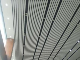 装饰铝扣板材料-中山铝天花厂家之大型装饰材料pk赛