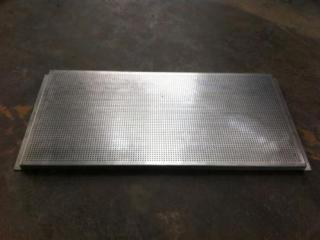 铝扣板厂家铝板吊顶生产厂家-铝扣板生产厂家给你说说铝扣板吊顶三角龙骨怎么选