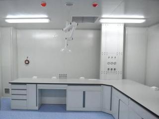 厨房天花铝扣板的-厨房铝天花凹凸板与平板的比较