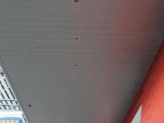 集成吊顶和铝扣板哪个耐用-铝扣板和石膏板到底哪个好