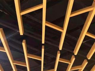 最新铝扣板吊顶-佛山铝天花厂家之铝扣板集成吊顶最低吊多少