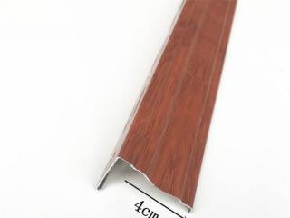 铝扣板阴角-跟着客厅铝扣板吊顶厂家一起看看吧