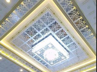 铝扣板镜面-跟客厅铝扣板吊顶厂家一探究竟