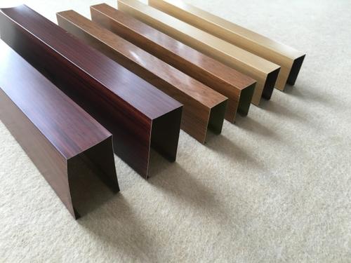 U型木纹方管天花